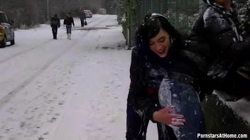 Messin' Around Town With No Shame! Screencap 75 on www.sinx.com