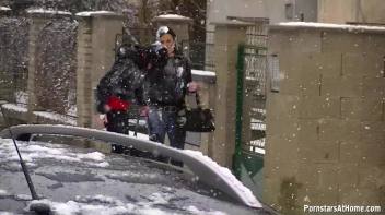 Messin' Around Town With No Shame! Screencap 82 on www.sinx.com