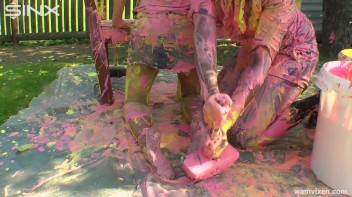 Messy Mamacitas, Girlfriends Paint Themselves Pretty Screencap 33 on www.sinx.com