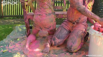 Messy Mamacitas, Girlfriends Paint Themselves Pretty Screencap 34 on www.sinx.com