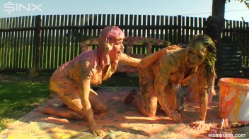 Messy Mamacitas, Girlfriends Paint Themselves Pretty Screencap 58 on www.sinx.com