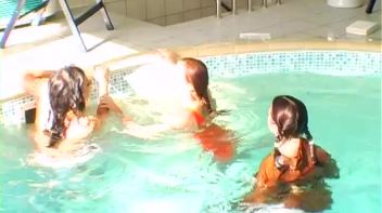 Super Soaked In The Pool Screencap 14 on www.sinx.com