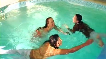 Super Soaked In The Pool Screencap 69 on www.sinx.com