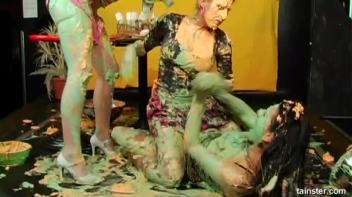 Three Hot Babes Covered In Cream Screencap 51 on www.sinx.com