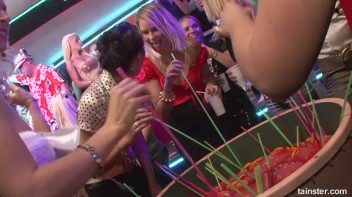 Bikini Beach Balls Part 1 - Main Edit Screencap 10 on www.sinx.com