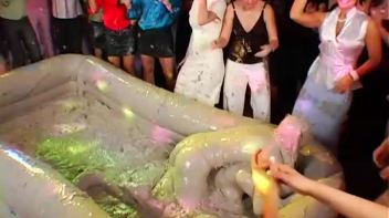 Going For The Mud Gold Screencap 95 on www.sinx.com