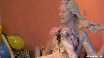 Clowning Around In The Mud Pit Screencap 70 on www.sinx.com