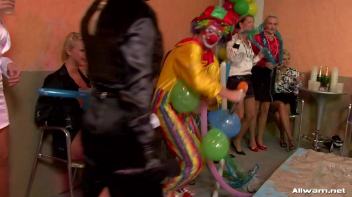 Clowning Around In The Mud Pit Screencap 72 on www.sinx.com