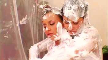 Tender Afternoon Of Shaving Cream Fun Screencap 91 on www.sinx.com