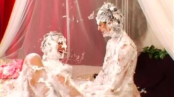 Tender Afternoon Of Shaving Cream Fun Screencap 95 on www.sinx.com