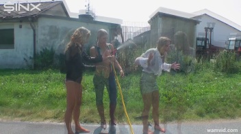 Two city girls and country girl get soaked outside Screencap 9 on www.sinx.com