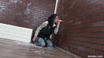 Alice Nice covered in jizz within seconds Screencap 14 on www.sinx.com