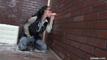 Alice Nice covered in jizz within seconds Screencap 21 on www.sinx.com