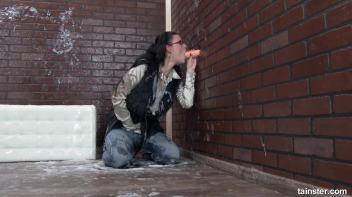 Alice Nice covered in jizz within seconds Screencap 28 on www.sinx.com