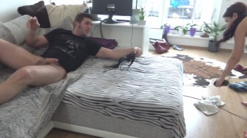 Betrogen - Du Arsch, jetzt fickst du mich !! Screencap 4 on www.sinx.com