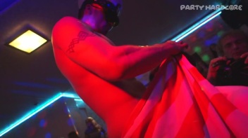 Party Hardcore Gone Crazy Vol. 28 Part 1 - Cam 2 Screencap 60 on www.sinx.com
