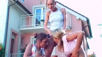 Bad Bitches Licking Piss Off Each Other Screencap 17 on www.sinx.com