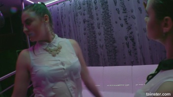 Sex Shower Audition, Amateur Hotties Shakin' It Screencap 16 on www.sinx.com