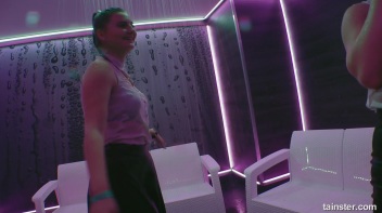 Sex Shower Audition, Amateur Hotties Shakin' It Screencap 19 on www.sinx.com