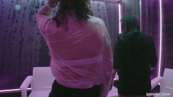 Sex Shower Audition, Amateur Hotties Shakin' It Screencap 23 on www.sinx.com