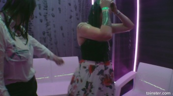 Sex Shower Audition, Amateur Hotties Shakin' It Screencap 60 on www.sinx.com