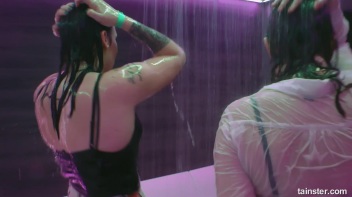 Sex Shower Audition, Amateur Hotties Shakin' It Screencap 72 on www.sinx.com