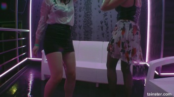 Sex Shower Audition, Amateur Hotties Shakin' It Screencap 77 on www.sinx.com