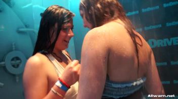 Girls Gone Wetlook Wild Screencap 58 on www.sinx.com