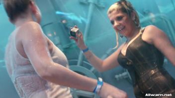 Girls Gone Wetlook Wild Screencap 73 on www.sinx.com