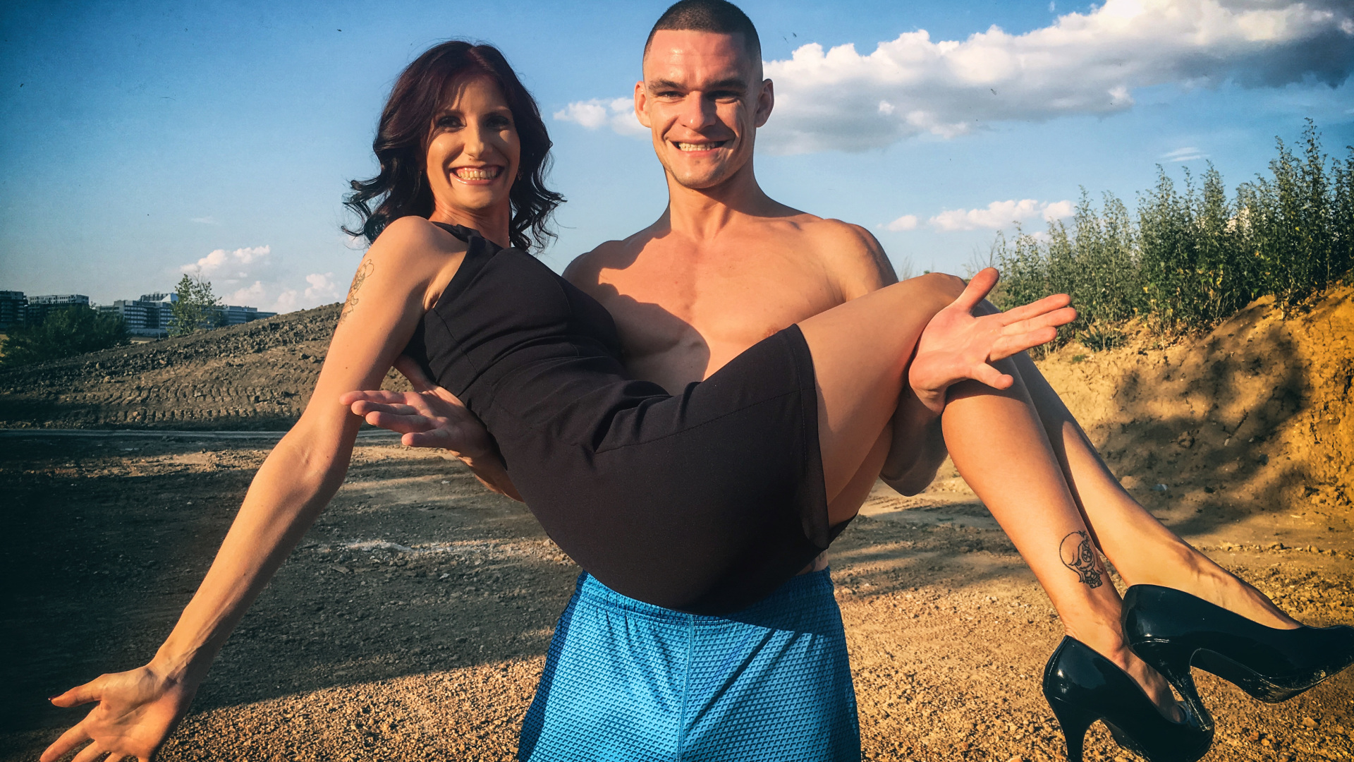 Getting Hardcore Outdoors on www.sinx.com