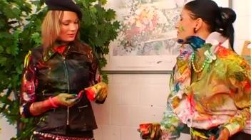 Time To Get Dirty With Finger Paints! Screencap 42 on www.sinx.com