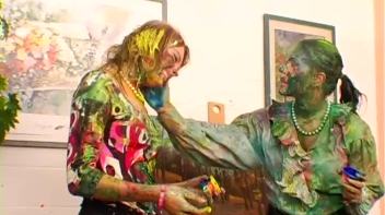 Time To Get Dirty With Finger Paints! Screencap 77 on www.sinx.com