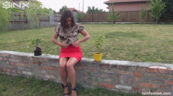 Big Tittied Beauty Shreds Her Blouse Screencap 19 on www.sinx.com