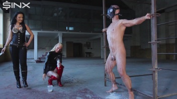 Jede Menge Sperma für unseren Sklaven Screencap 34 on www.sinx.com