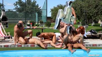 The Bi Reception Part 3 Screencap 14 on www.sinx.com