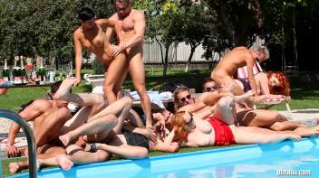 The Bi Reception Part 3 Screencap 33 on www.sinx.com