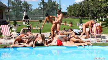 The Bi Reception Part 3 Screencap 36 on www.sinx.com