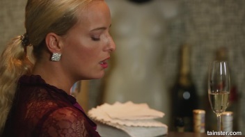 Dick and Piss: The Ultimate Way To Get a Tip! Screencap 5 on www.sinx.com