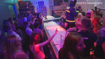 Party Hardcore Gone Crazy Vol. 28 Part 4 - Cam 3 Screencap 57 on www.sinx.com