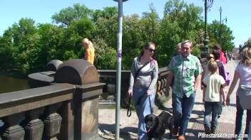 Blowjob Cruisin' Through The City Screencap 2 on www.sinx.com