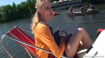 Blowjob Cruisin' Through The City Screencap 30 on www.sinx.com