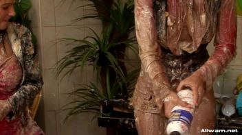 Box of WaM Screencap 83 on www.sinx.com