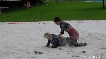Eurobabes Only Waterpark Screencap 83 on www.sinx.com