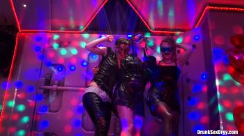 Valentine's Day Vaginas Part 3 - Shower Cam Screencap 11 on www.sinx.com