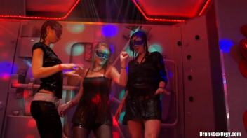 Valentine's Day Vaginas Part 3 - Shower Cam Screencap 12 on www.sinx.com