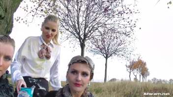 Messy Eurobabe Madness Screencap 63 on www.sinx.com