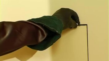 The Man Under the Stairs Screencap 3 on www.sinx.com