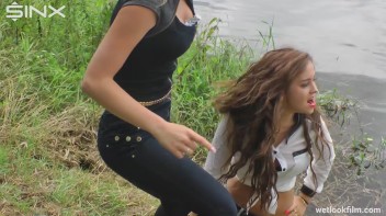 Lost Girls Leads To Lovers Quarrel - Cam 2 Screencap 30 on www.sinx.com