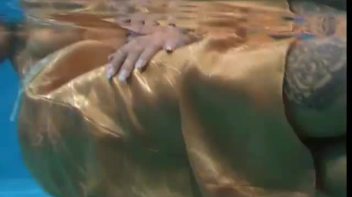 Lesbian Wetlook Action In The Pool Screencap 70 on www.sinx.com