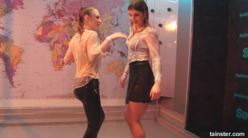 What a Wet and Wonderful World! Screencap 17 on www.sinx.com